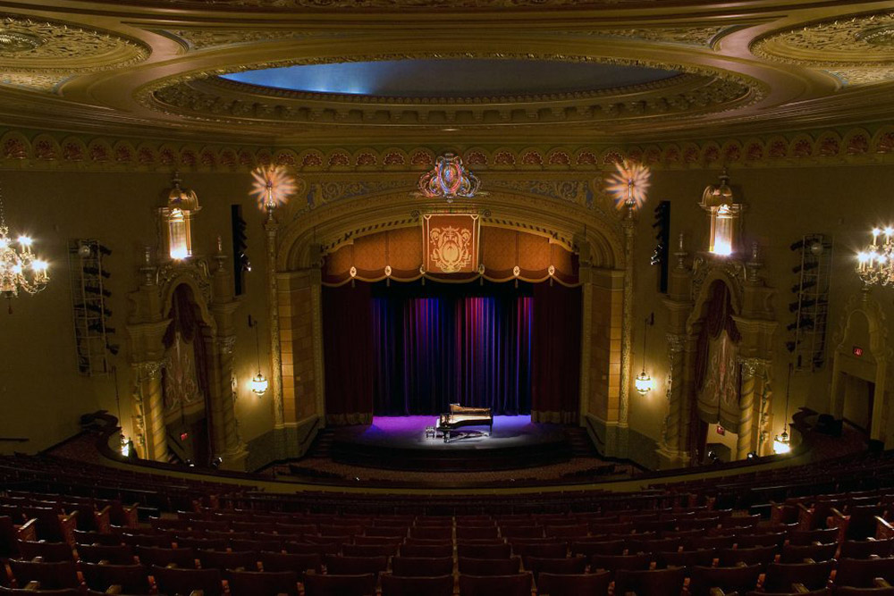 Frauenthal Theater piano concert